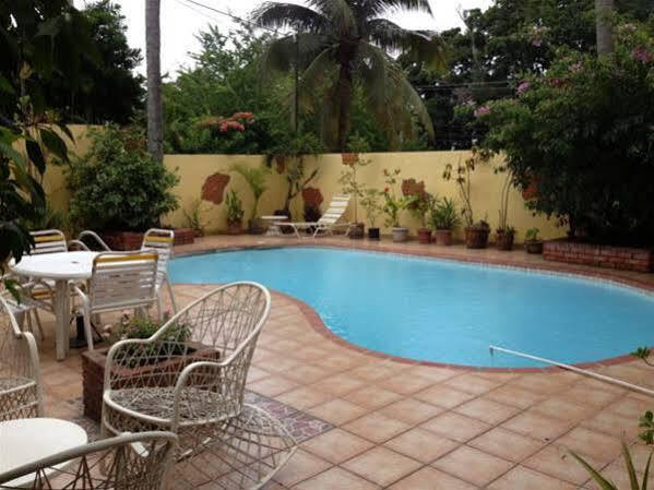 Hotel Casa Coco Boca Chica Exterior photo